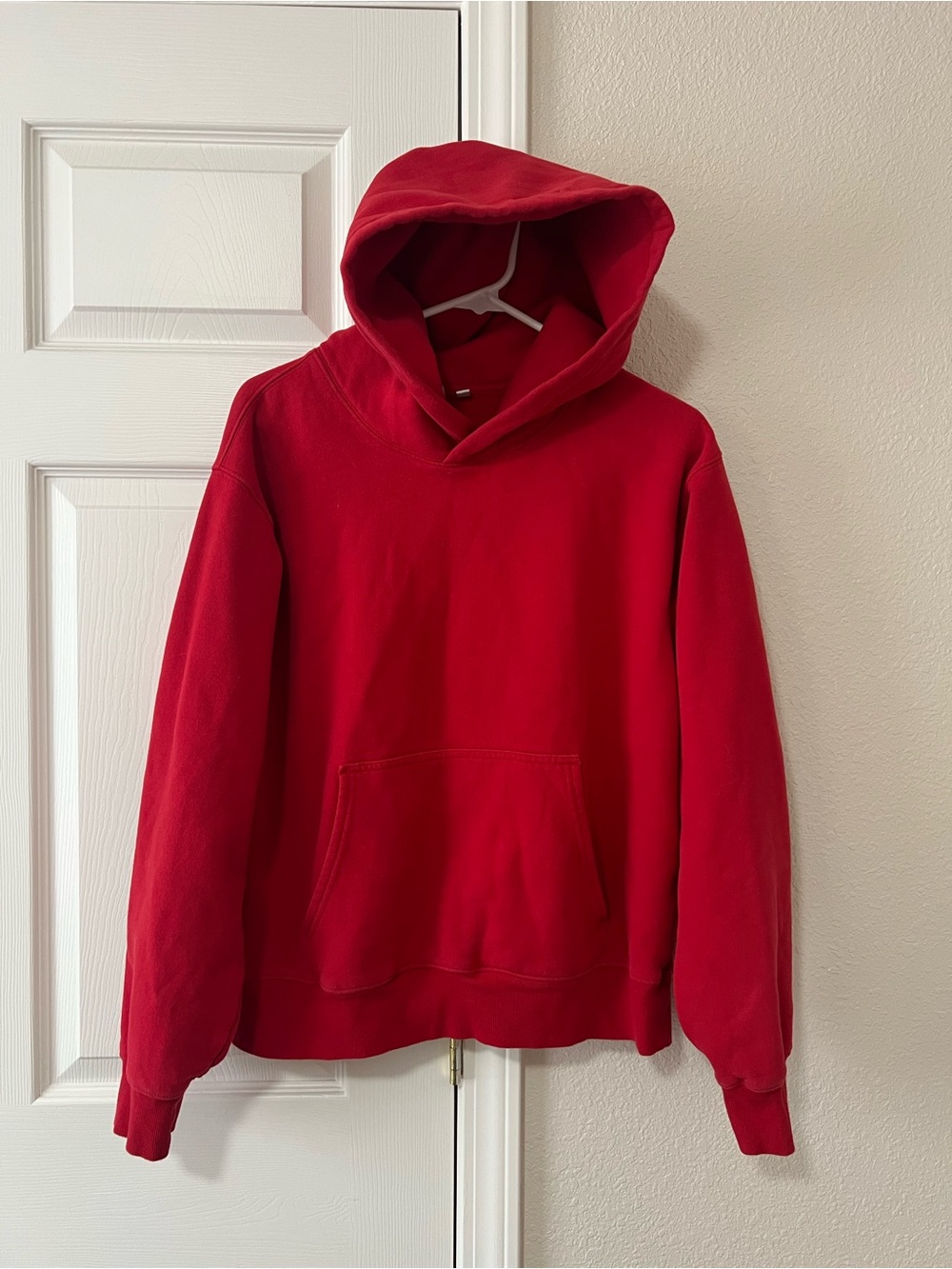 Aritizia Sweatfleece Perfect Fit Red Hoodie Size Large